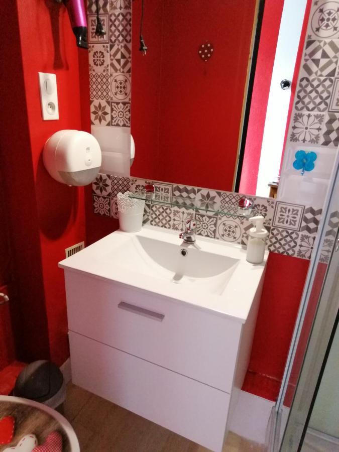 Hotel Sainte Therese ルルド エクステリア 写真