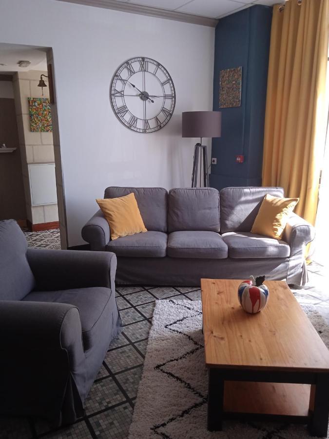 Hotel Sainte Therese ルルド エクステリア 写真